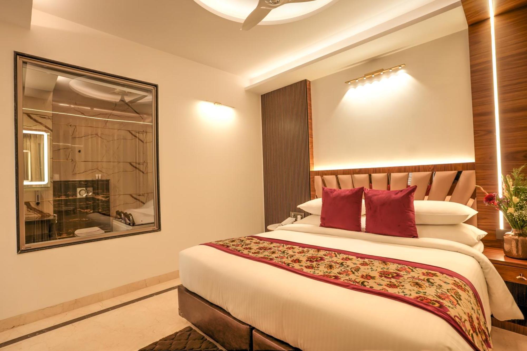 Rj Hotel - Managed By Atithi House Greater Noida Extérieur photo